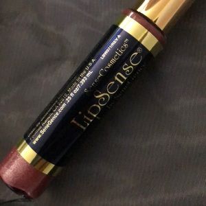 LipSense